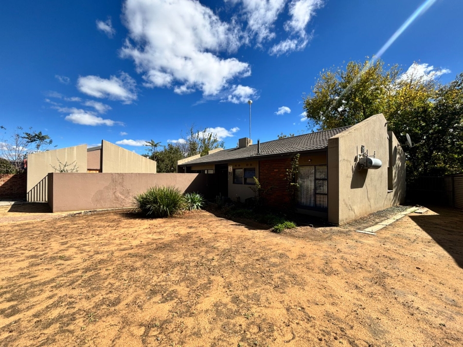 3 Bedroom Property for Sale in Sasolburg Ext 11 Free State